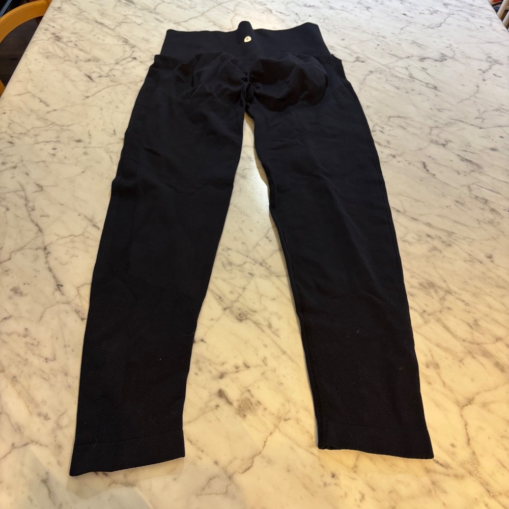 Halara Seamless High Waisted Leggings Black Sculpting Yoga Gym Pants - Picture 2 of 6